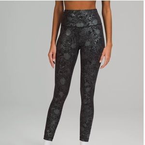 Wunder Train High Rise Tight 25” Logo Flourish Black Iridescent Foil